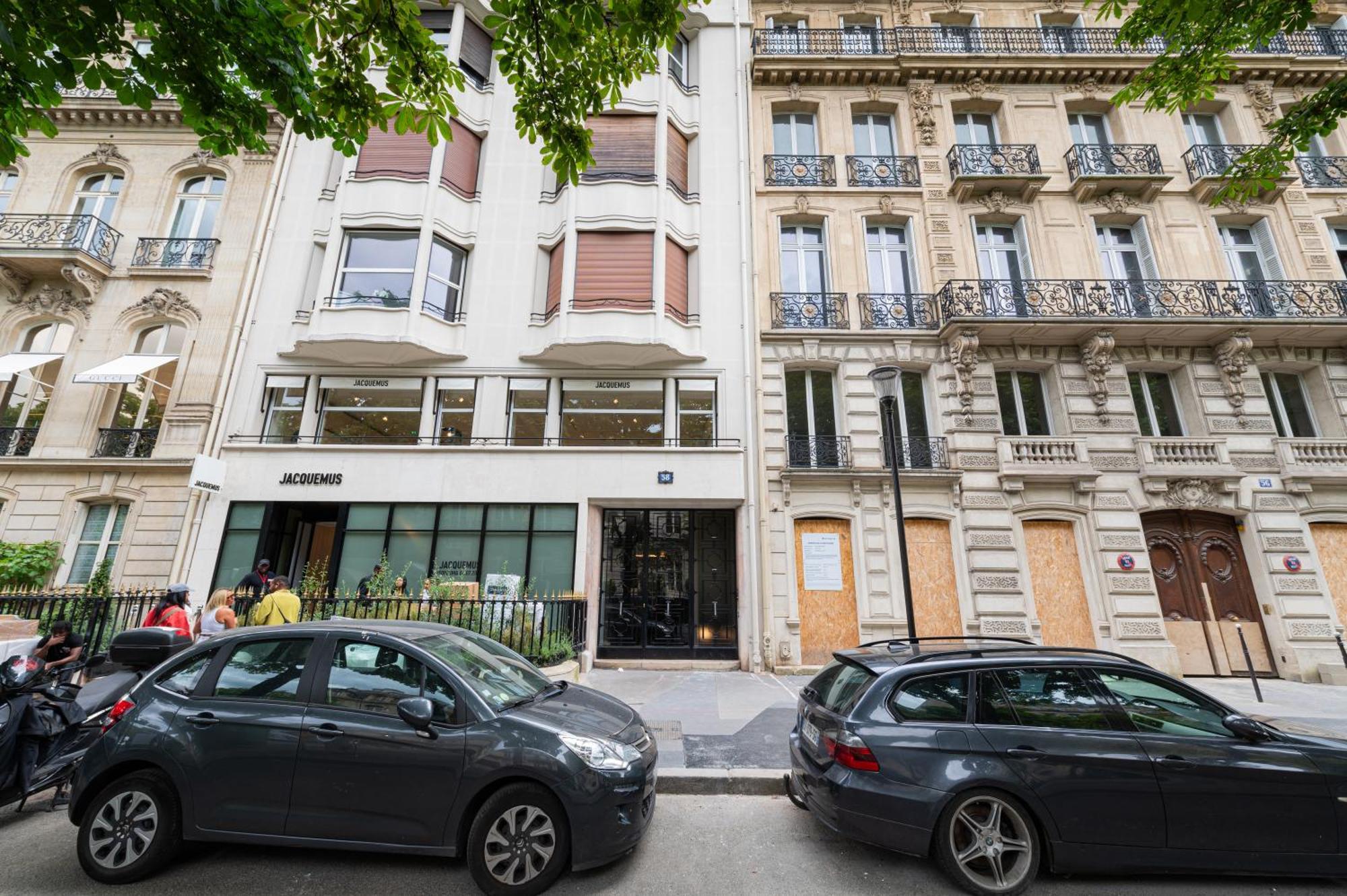 New-york Inspired 1bd Champs-elysees Parijs