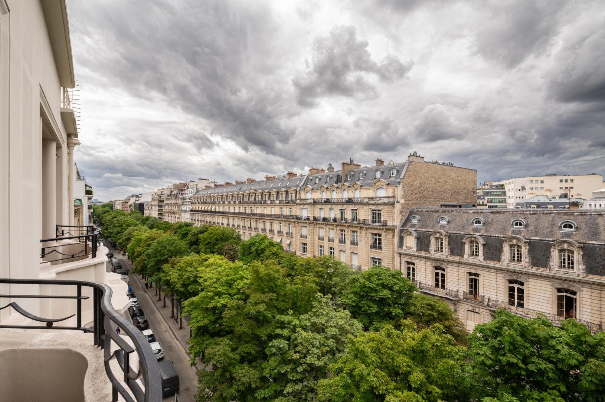 New-york Inspired 1bd Champs-elysees * Parijs